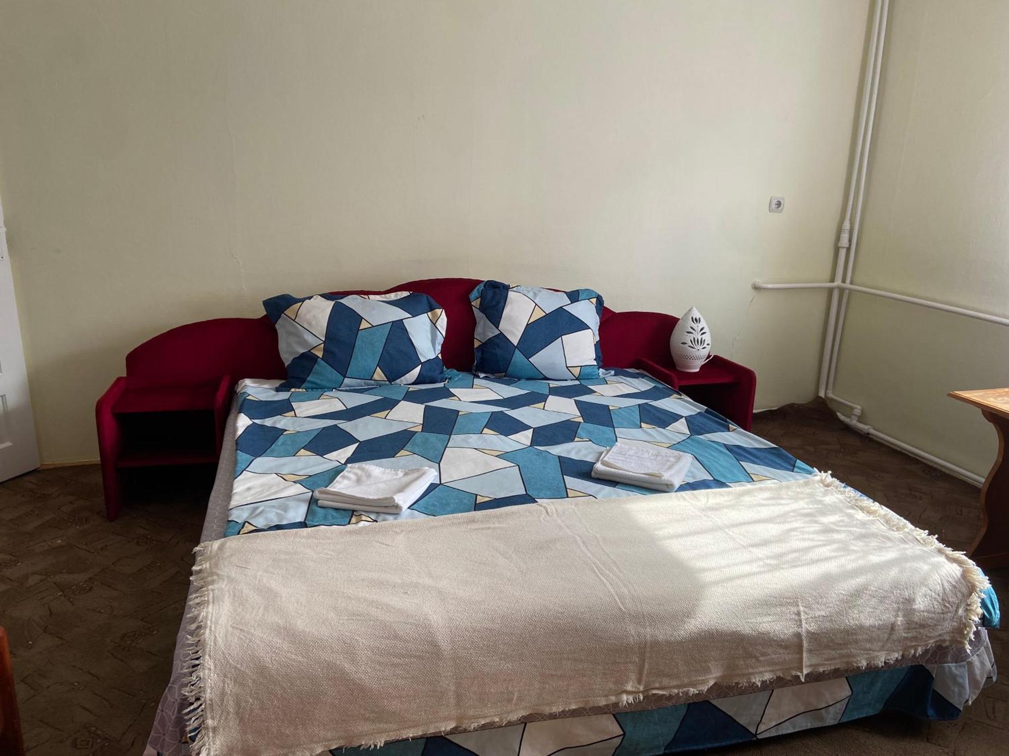 Balazs Vendeghaz Aparthotel Lupeni  Buitenkant foto